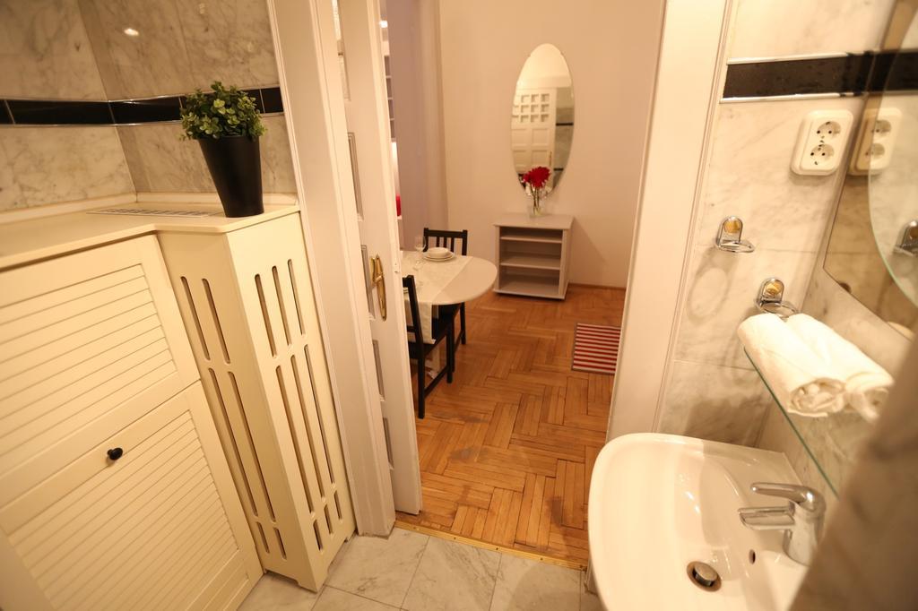 D.Five Classic Luxury Apartment Budapeşte Dış mekan fotoğraf